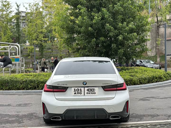 Фото 3 - BMW 3 Series