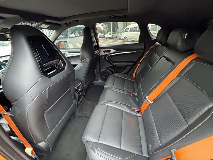 Фото 6 - MG Motor One