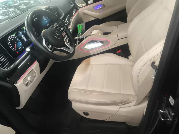 Фото 15 - Mercedes-Benz GLE-Class