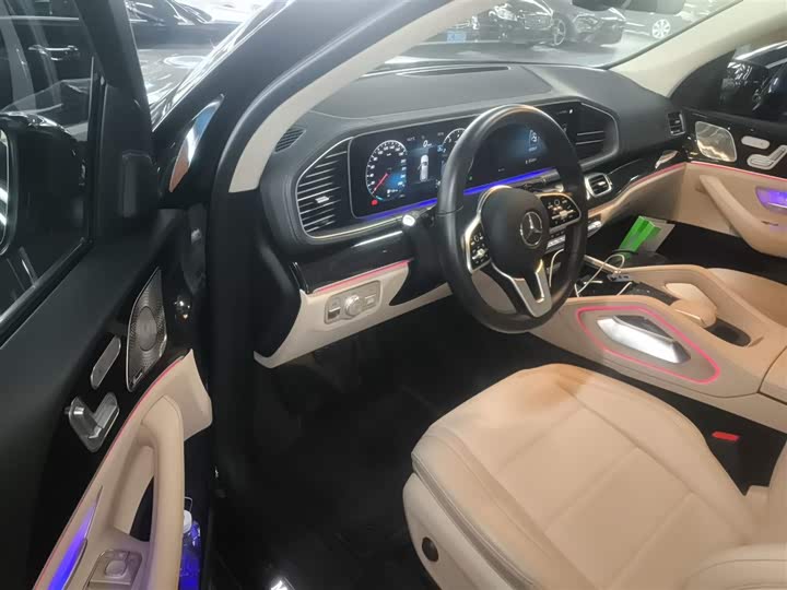 Фото 16 - Mercedes-Benz GLE-Class