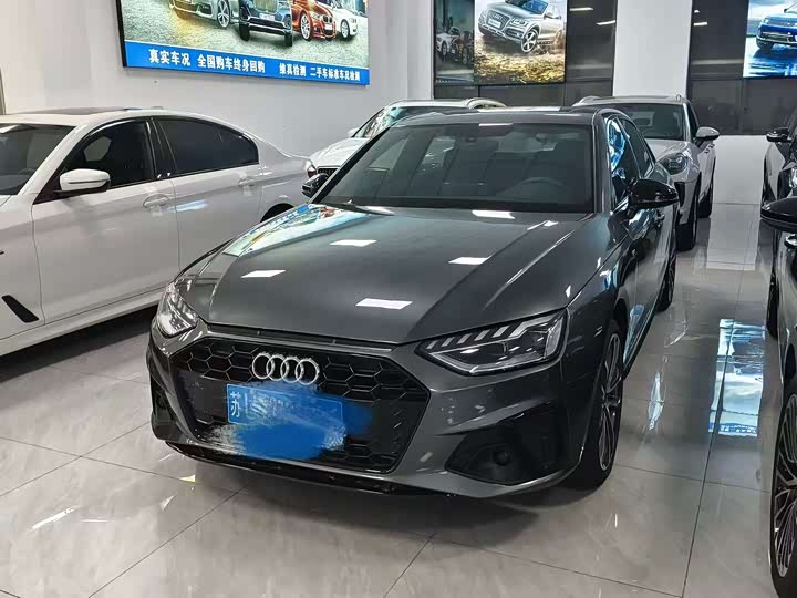 Фото 1 - Audi A4L