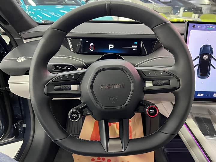 Фото 14 - Xiaomi SU7