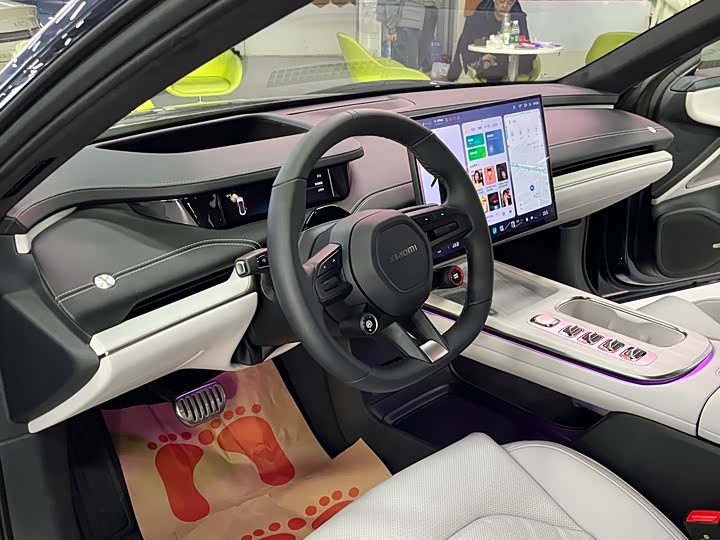 Фото 15 - Xiaomi SU7