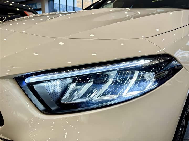 Фото 26 - Mercedes-Benz A-Class