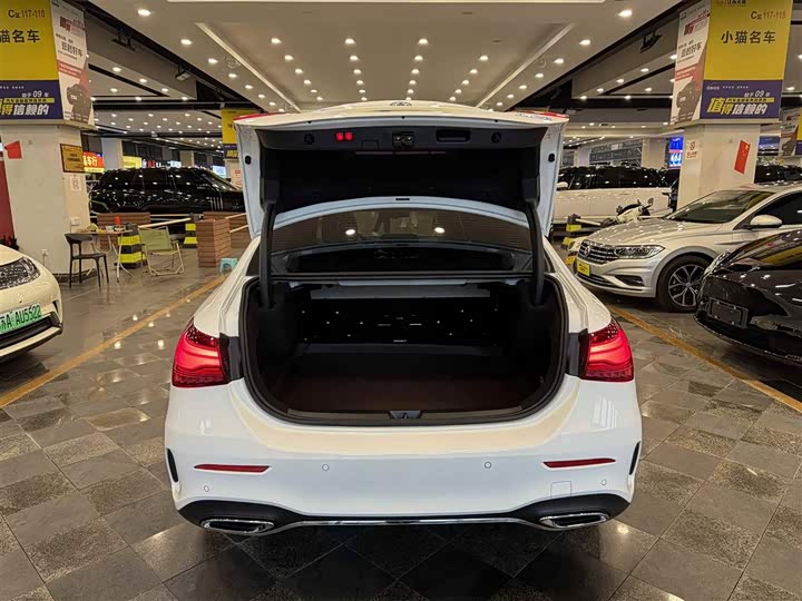 Фото 33 - Mercedes-Benz A-Class