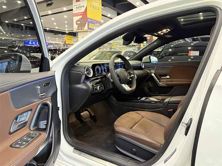 Фото 5 - Mercedes-Benz A-Class