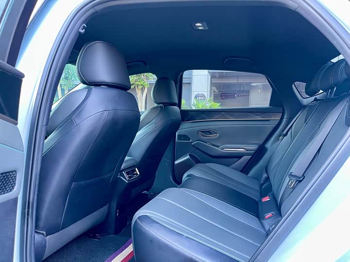 Фото 5 - BYD Qin L