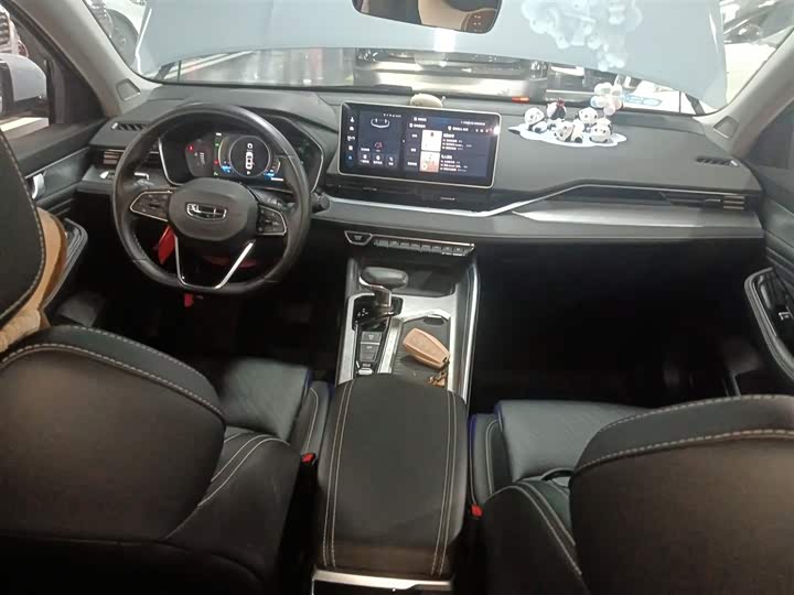 Фото 10 - Geely Preface