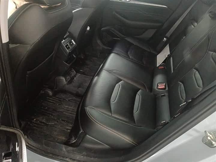 Фото 17 - Geely Preface