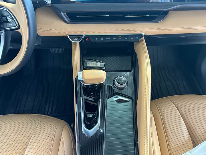 Фото 23 - Geely Monjaro Thor Hybrid