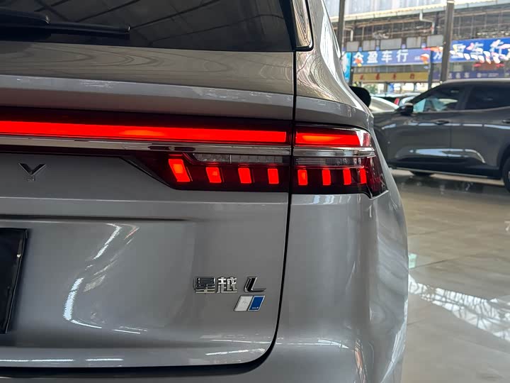 Фото 34 - Geely Monjaro Thor Hybrid