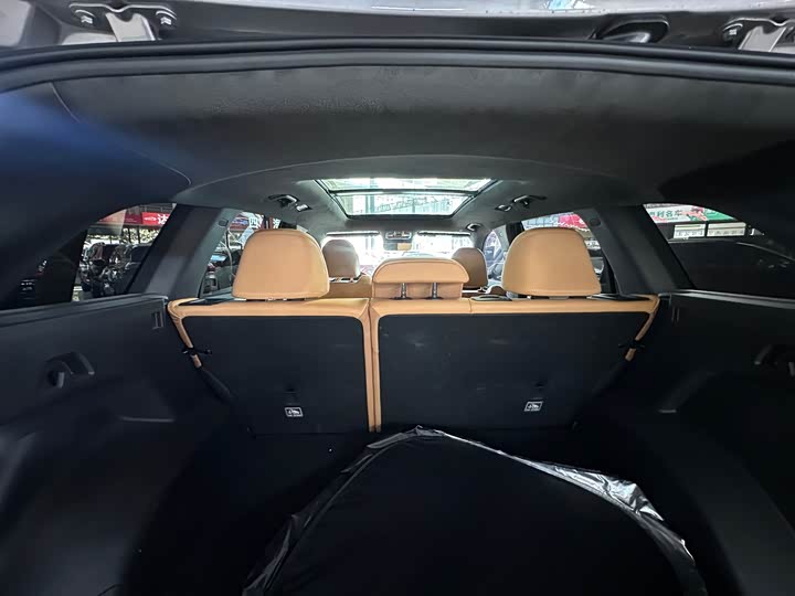 Фото 36 - Geely Monjaro Thor Hybrid