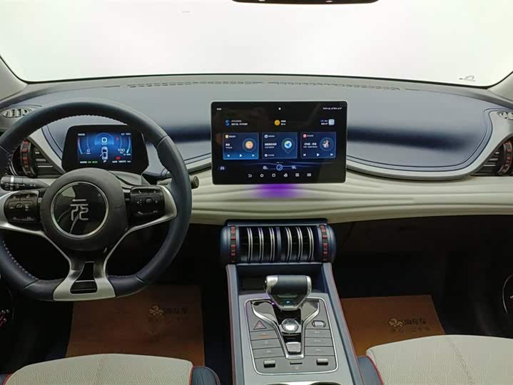 Фото 12 - BYD Yuan Plus