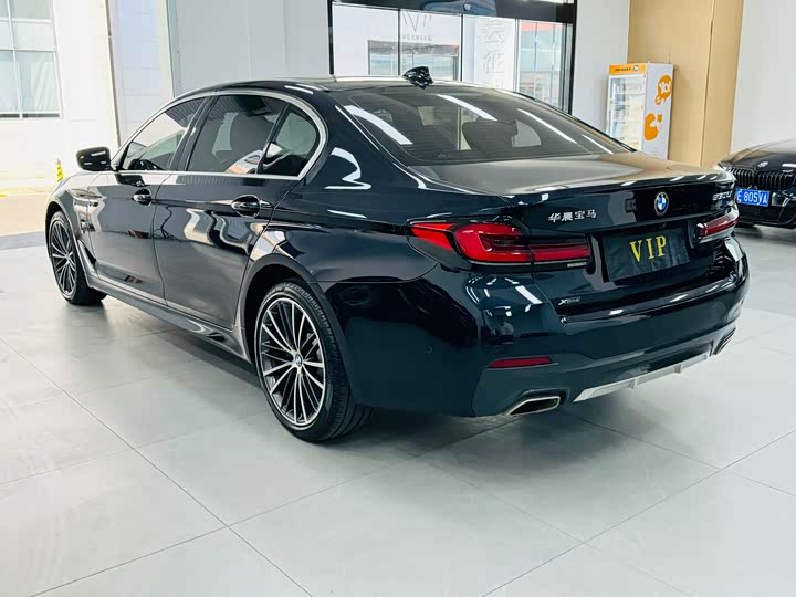 Фото 6 - BMW 5 Series
