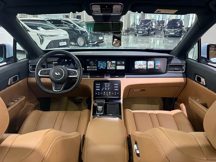 Фото 13 - LiXiang One