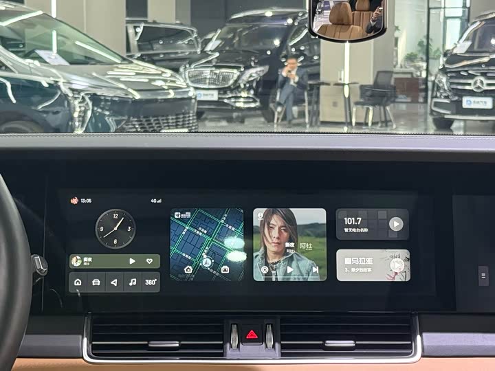 Фото 14 - LiXiang One