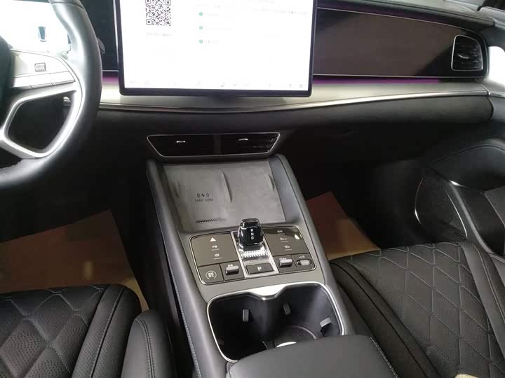 Фото 14 - BYD Sea Lion 07 EV