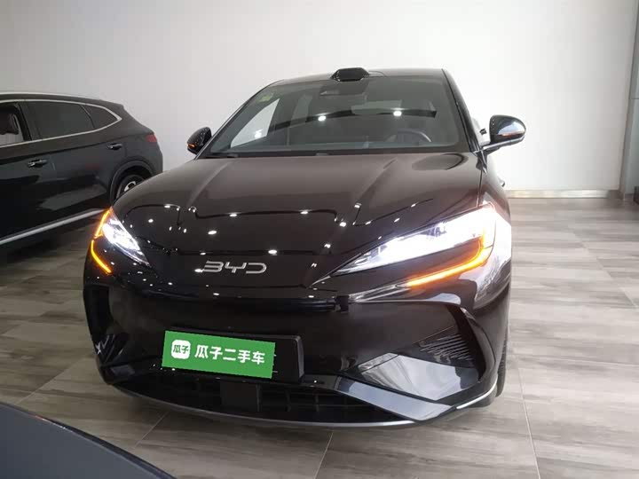 Фото 3 - BYD Sea Lion 07 EV