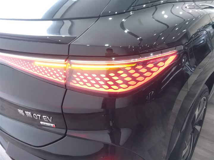 Фото 8 - BYD Sea Lion 07 EV