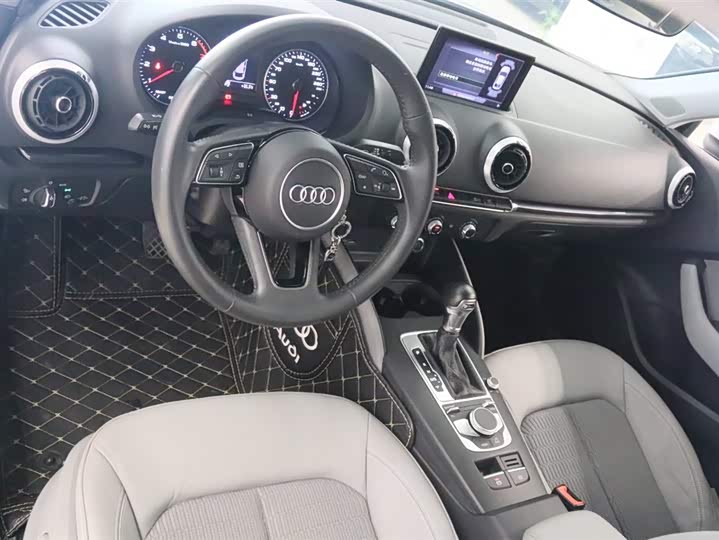 Фото 10 - Audi A3