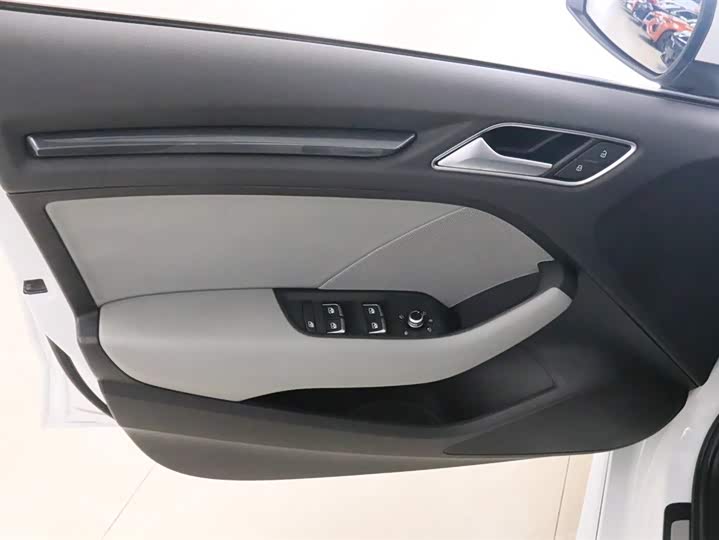 Фото 11 - Audi A3