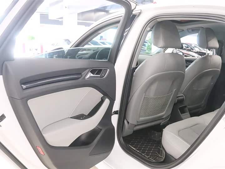 Фото 14 - Audi A3