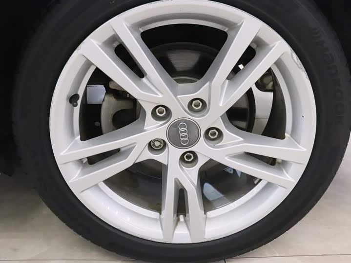 Фото 17 - Audi A3