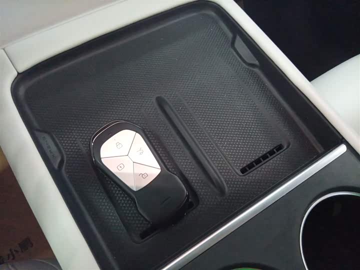 Фото 9 - XPeng G6