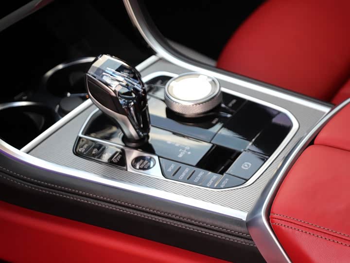 Фото 9 - BMW 8 Series