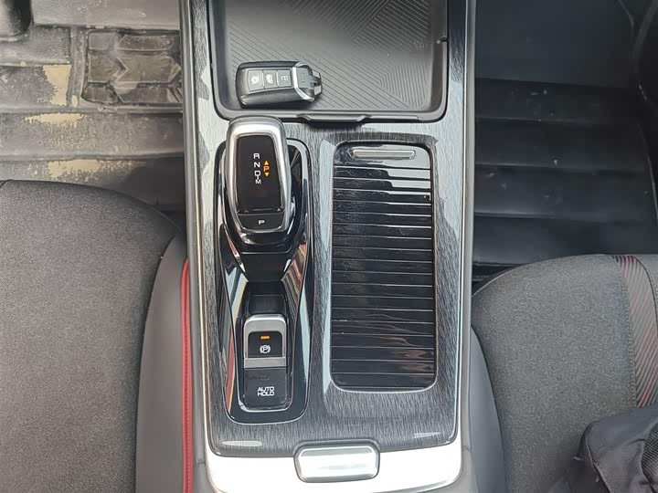 Фото 14 - Dongfeng Aeolus Yixuan Max