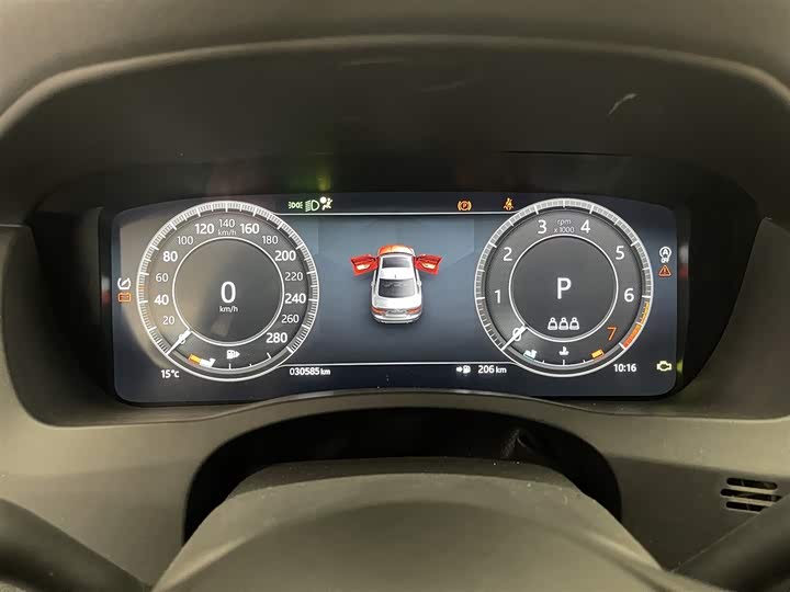 Фото 14 - Jaguar XE L