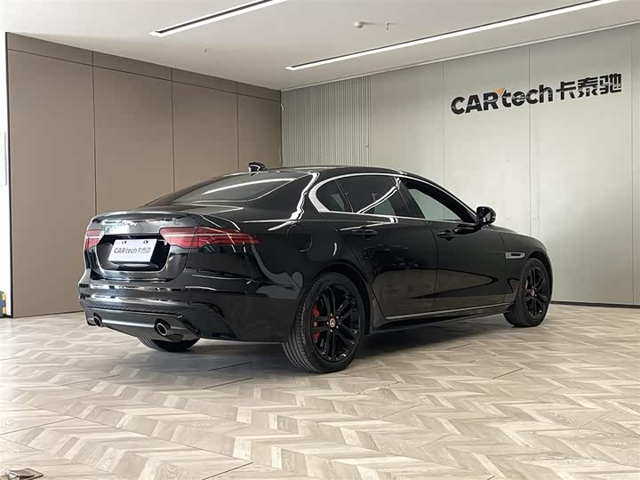 Фото 5 - Jaguar XE L