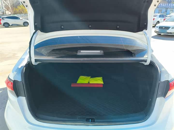 Фото 19 - Toyota Levin