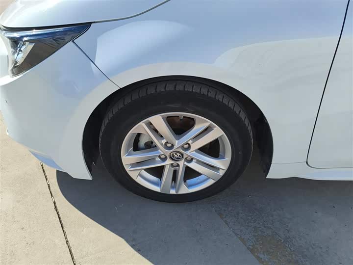 Фото 23 - Toyota Levin