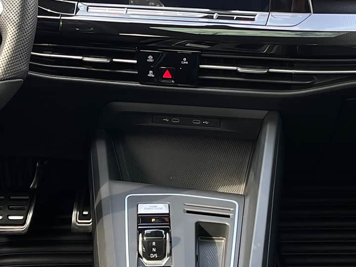 Фото 6 - Volkswagen Golf