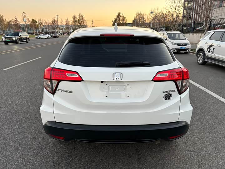 Фото 5 - Honda Vezel