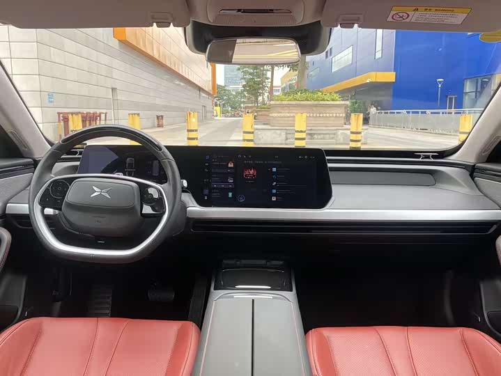 Фото 8 - XPeng P7