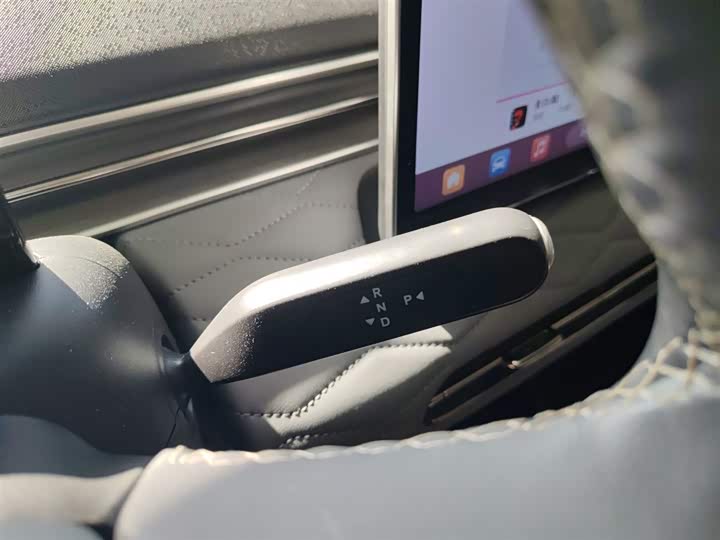 Фото 14 - Dongfeng Nammi 01