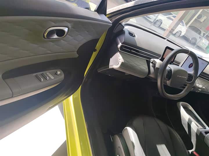 Фото 16 - Dongfeng Nammi 01