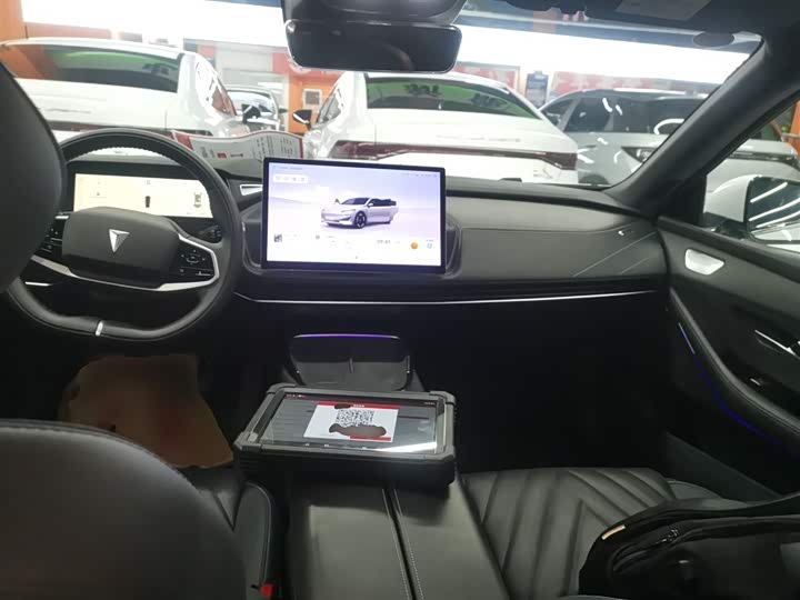 Фото 10 - Changan Deepal SL03