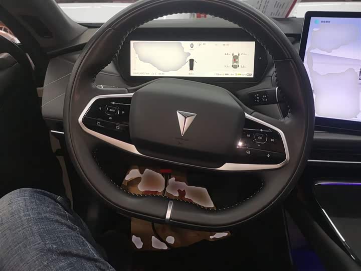 Фото 11 - Changan Deepal SL03