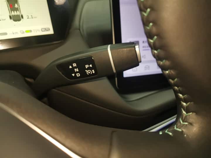 Фото 14 - Changan Deepal SL03