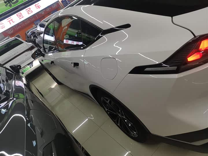 Фото 5 - Changan Deepal SL03