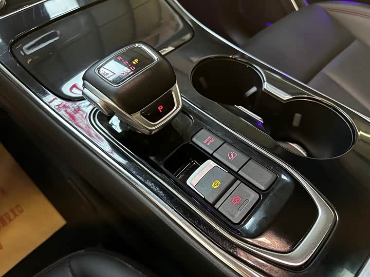 Фото 15 - Dongfeng Forthing T5 EVO