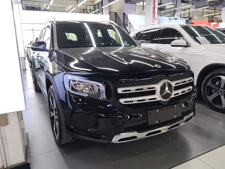 Фото 4 - Mercedes-Benz GLB-Class