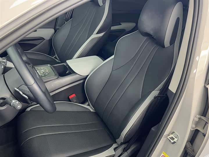 Фото 13 - BYD Sea Lion 05 DM-i Hybrid