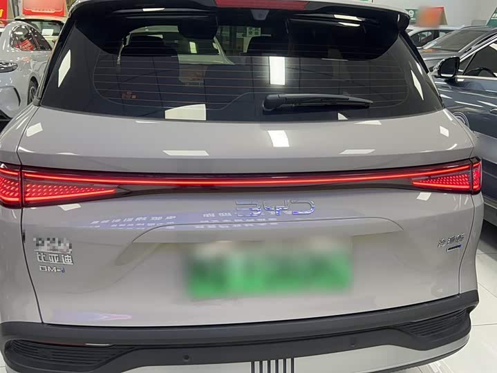 Фото 14 - BYD Sea Lion 05 DM-i Hybrid