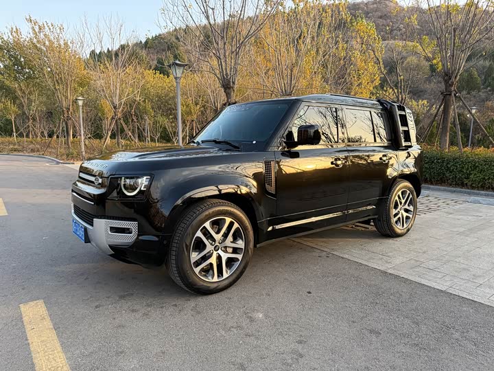 Фото 1 - Land Rover Defender
