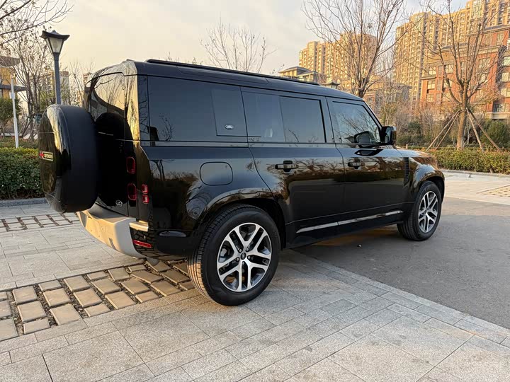 Фото 6 - Land Rover Defender