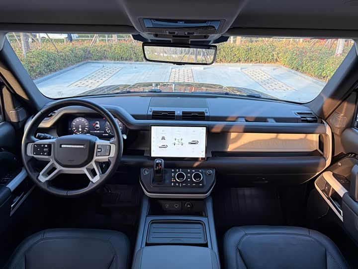 Фото 7 - Land Rover Defender